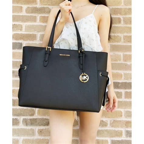 michael kors large jet set signature tote purse|Michael Kors jet set saffiano.